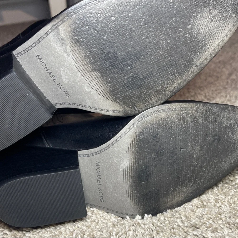 MICHAEL Michael Kors Sinclair Booties - Picture 5 of 6